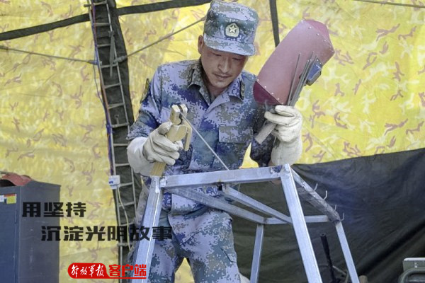 朱英福,军旅第十二年:用坚持沉淀光阴故事