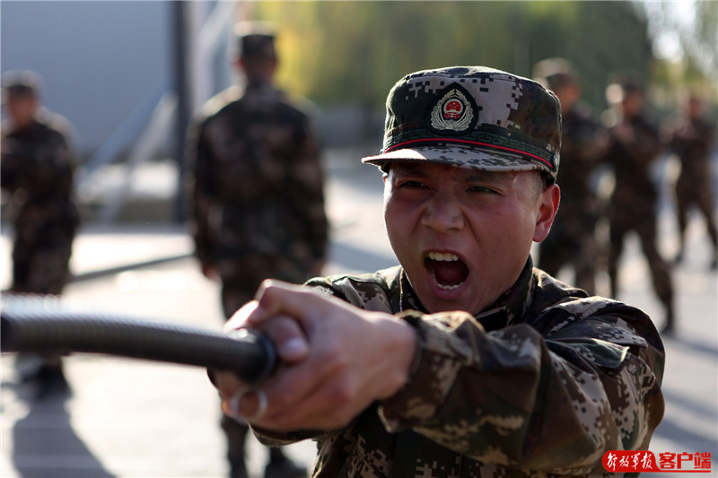 武警济南支队新兵李加豪