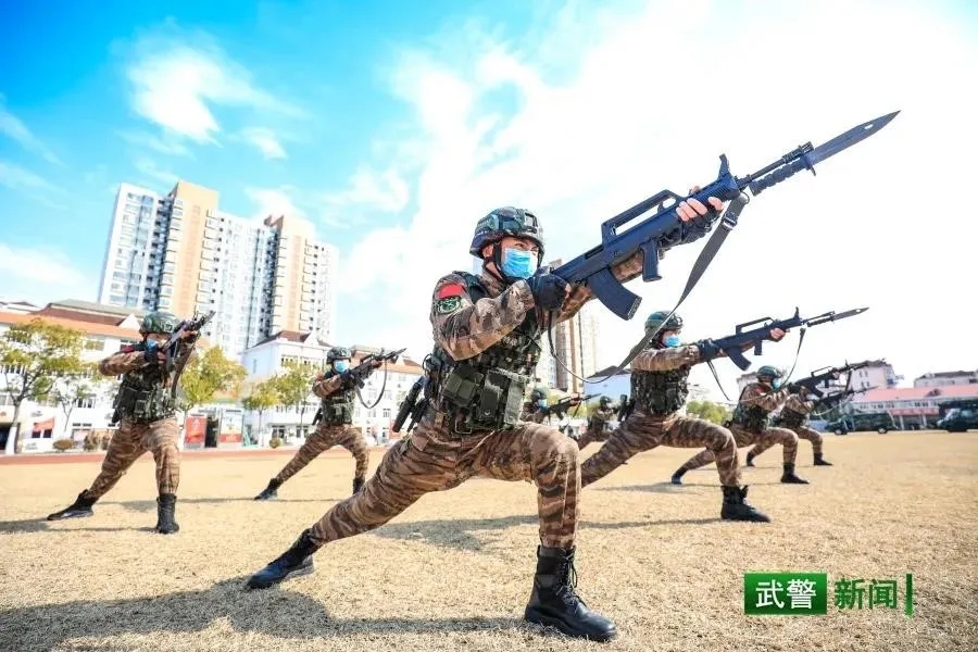 泰和县武警中队图片