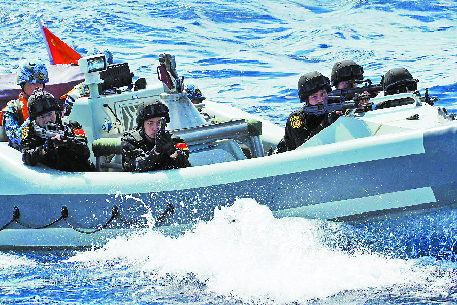 海军第35批护航编队开展训练