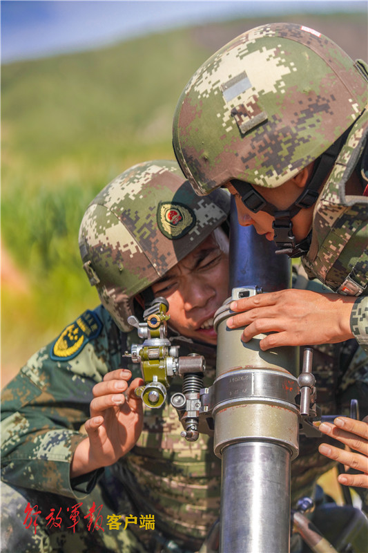 武警迫击炮图片